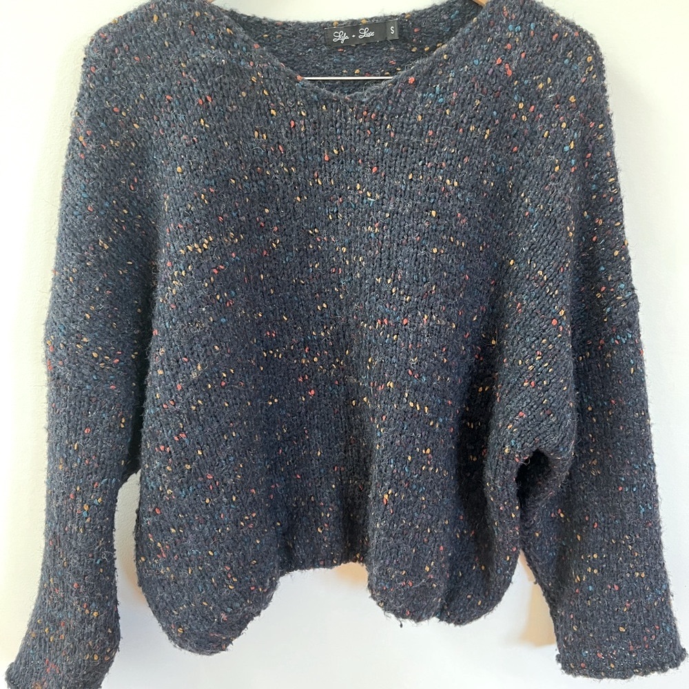 Lyla + Luxe Navy Cropped Sweater - Picture 1 of 3